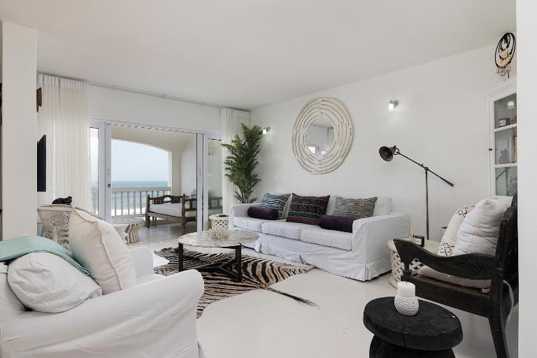 Santorini Perissa 16 - Family Only - Ferienwohnung Ballito