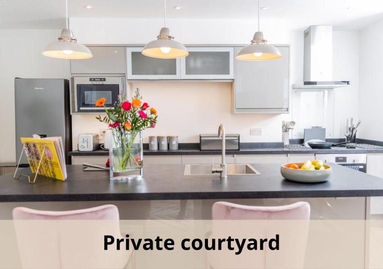 Elizabeth Flat 5 - By Luxury Apartments - B&B Cheltenham