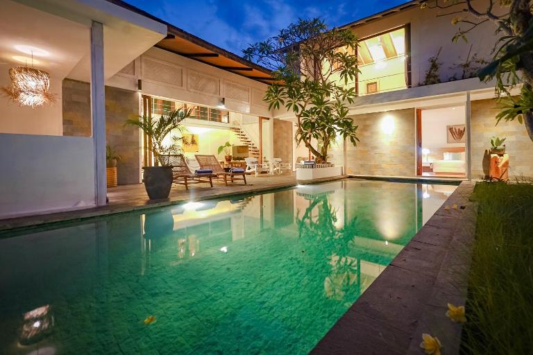Bias Villa Seminyak - B&B Seminyak