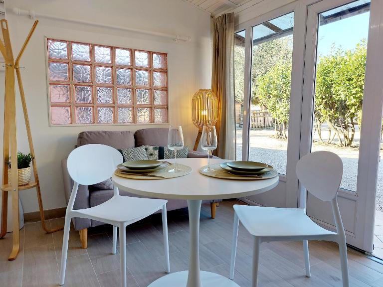 Ravissant T2 terrasse privative et parking - B&B Odos