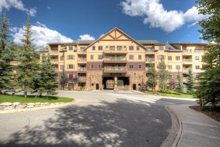 Red Hawk Lodge by Summit County Mountain Retreats - Chambres d'hôtes Keystone