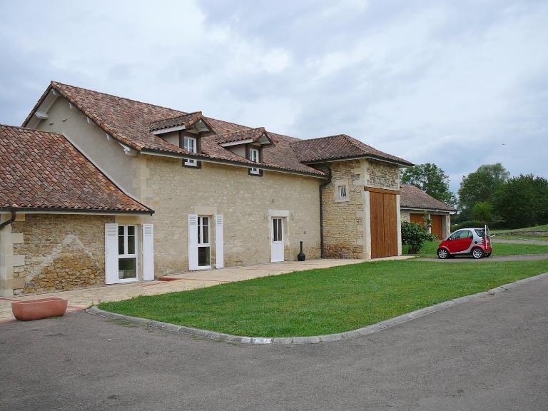 Chambre d'hotes "Les Bordes" - Bed and Breakfast Marzy