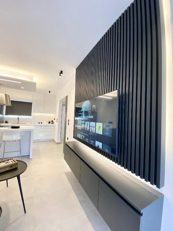 Seafront Apartment by C2C Architects - B&B Kalývia Thorikoú