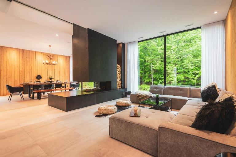 Luxurious Heaven Lodge Tremblant with HotTub & Sauna - B&B Mont-Tremblant