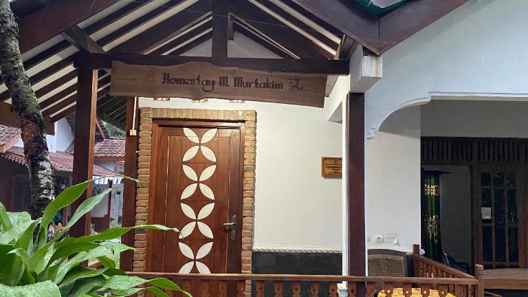 Homestay Candi Pawon Murtakim Syariah - B&B Mendut