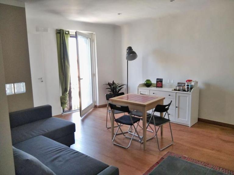 A flat with a view in the heart of the old town - B&B Bari
