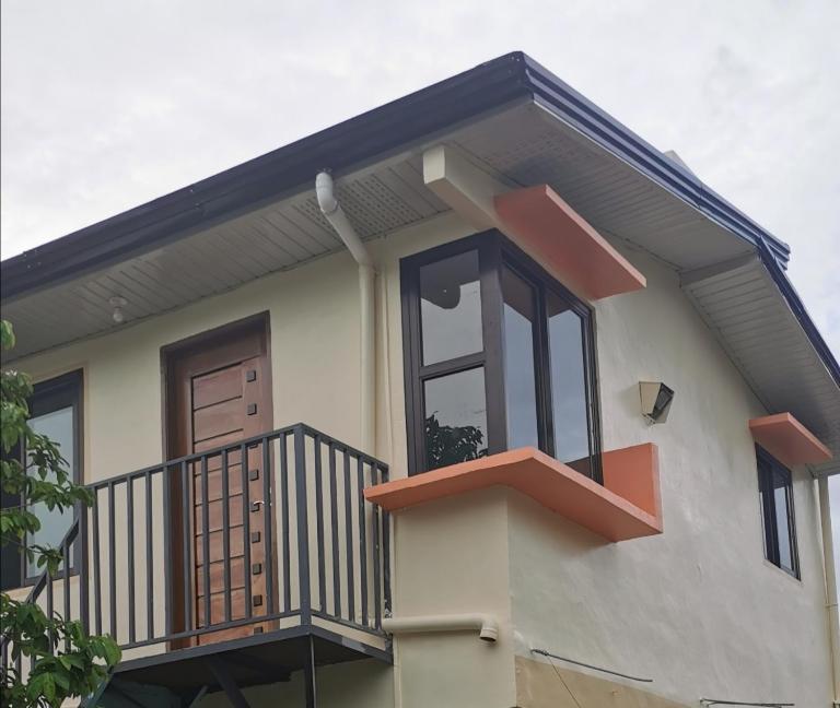 EZ & V Guesthouse - B&B Pagsanjan