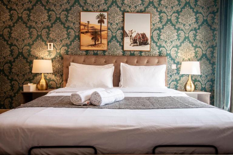 La Buena Vida Holiday Homes - Beach front very spacious, luxe and modern 3 bedroom with full kitchen in JBR , 3 min to the JBR beach Dubai Marina and Tram Station - Bed and Breakfast Dubai