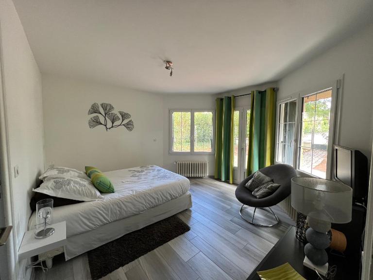 Chambre privée Chiberta - Bed and Breakfast Chanas