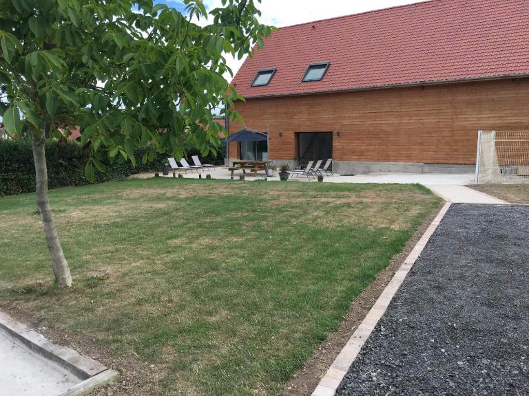 Charmant gîte à la ferme situé à 20 min de la mer - Bed and Breakfast Hermelinghen
