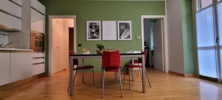 Rebel House Alba - Chambres d'hôtes Alba