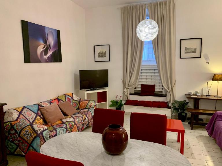 Chroma Apt Farinone 28 - B&B Roma
