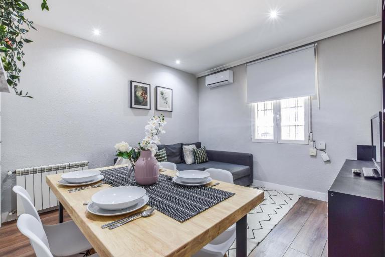 Retiro VII - Práctico, moderno y en plena ciudad de Madrid - B&B Madrid