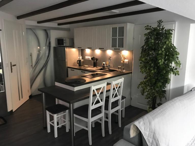 Skalny ogród - B&B Szczytna