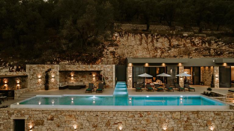 Saphira Villa by WhiteDream Villas - B&B Katavolos