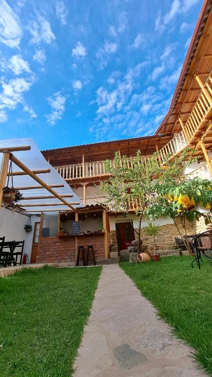 Luisa - B&B Ollantaytambo