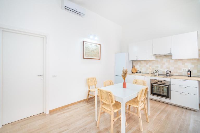 Casa con Terrazza . Villanova Centro Storico - Ferienwohnung Cagliari