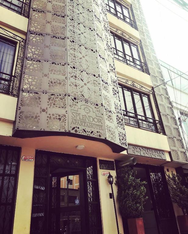 APARTAESTUDIO AMOBLADO DE UN SOLO AMBIENTE- QUINTA PAREDES CORFERIAS - B&B Bogotá
