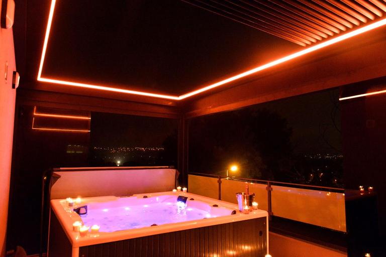 SuiteDreams - Sky Suite - Liège - B&B Liegi