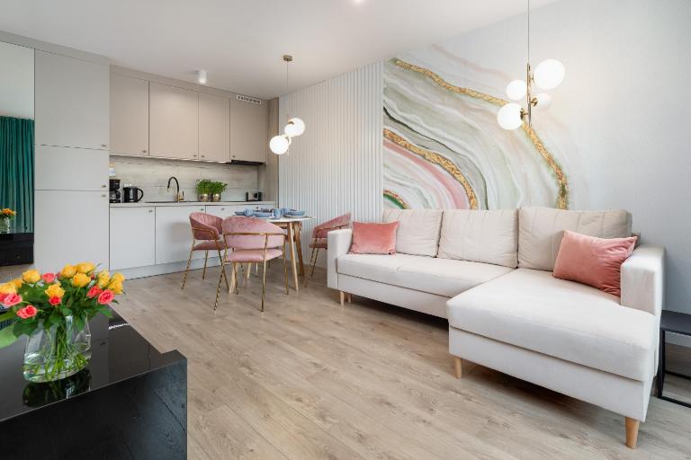 Seaside Apartamenty 4 Pory Roku Kołobrzeg - B&B Kołobrzeg