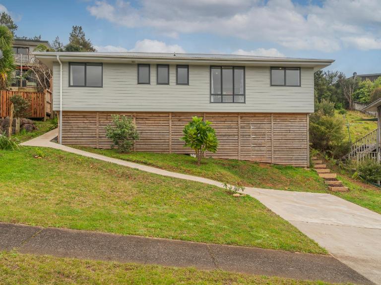 Manuka Lodge - Tairua Holiday Home - B&B Tairua