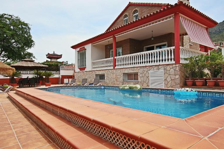 TESS Villa Smile - B&B Alhaurín de la Torre