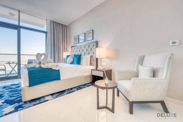 Peaceful Studio at Celestia A Dubai South by Deluxe Holiday Homes - Bed and Breakfast Dubai