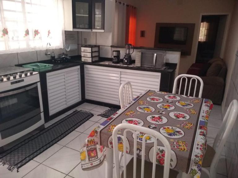 Casa Pra temporada - Chambres d'hôtes Aparecida
