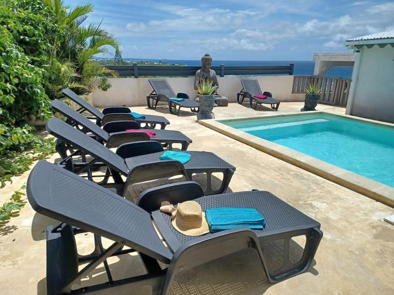 VILLA DONNA vue mer exceptionnelle piscine - B&B Saint-François