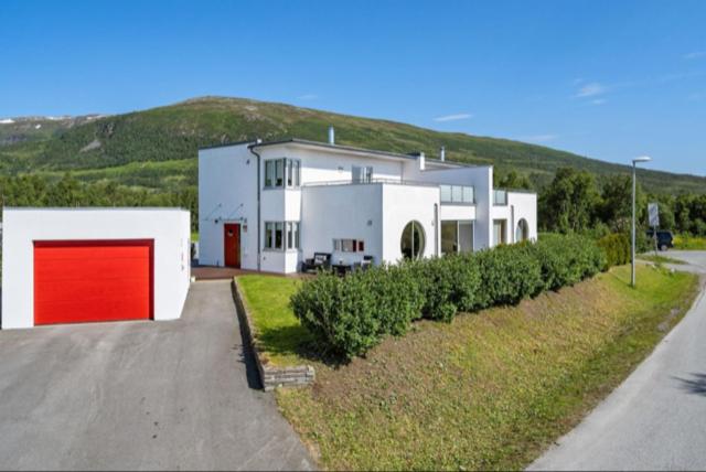 Great villa with amazing view - Ferienwohnung Tromsø