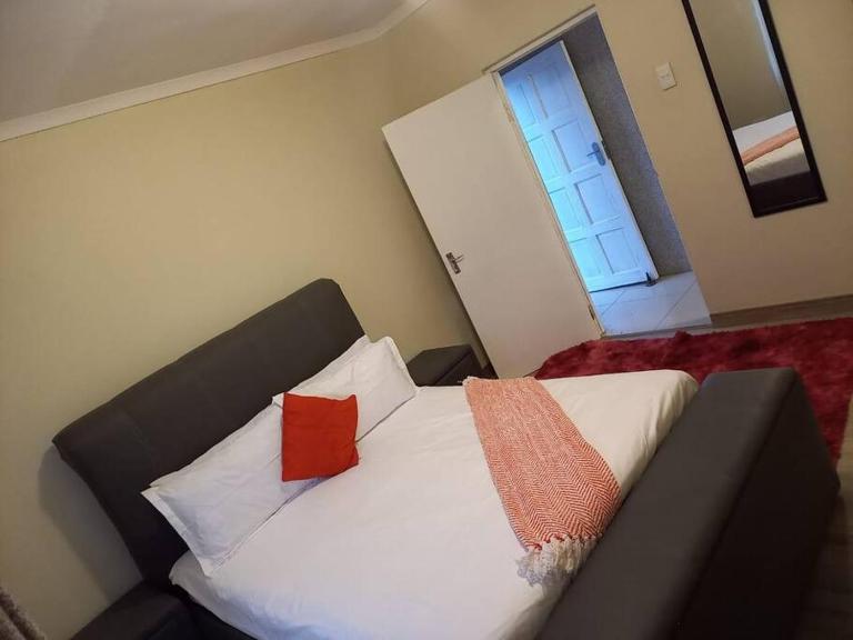 Comfy hidden home in Mthatha - B&B Mthatha