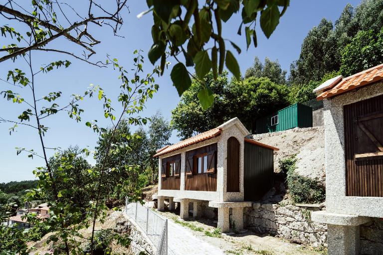 Canastro do Castanheiro - Bed and Breakfast Anissó