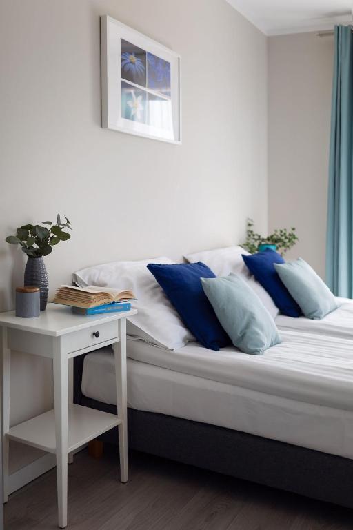 Apartamenty-Kudowa z pięknym widokiem i balkonem - Chambres d'hôtes Kudowa-Zdrój