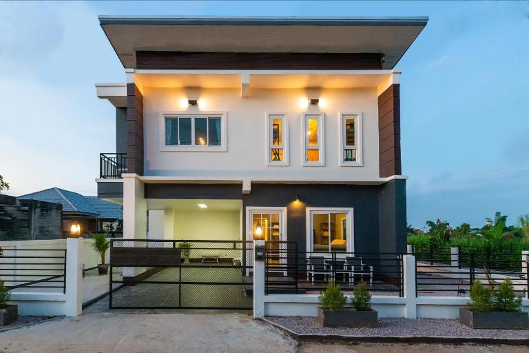 Amaz Villa - Bed and Breakfast Ban Nang Lae