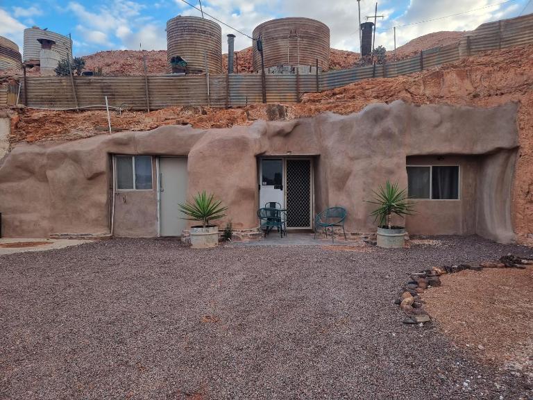 894 Holly Court - Bed and Breakfast Coober Pedy