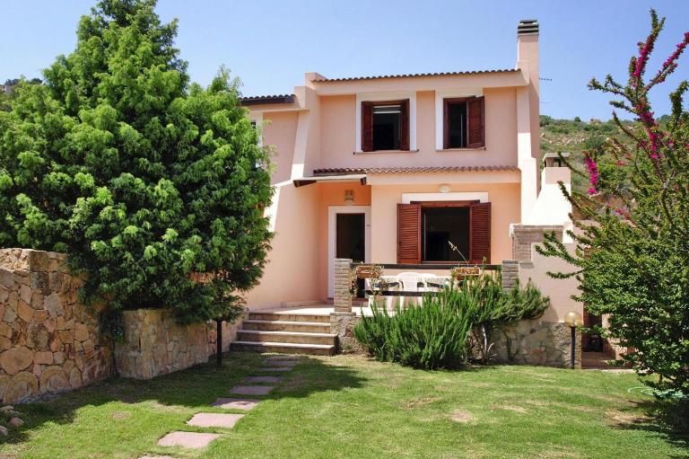 Apartment in Pula near Sandy Beaches - B&B Santa Margherita di Pula