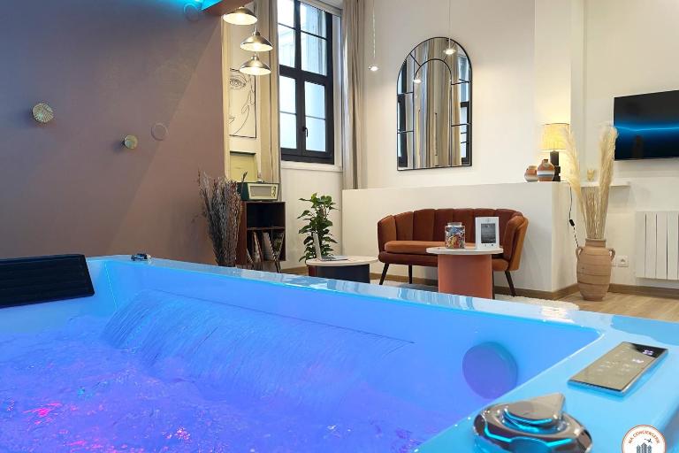 l'Orient-Express - Jacuzzi SPA - Parking - Loft - Bed and Breakfast Le Havre