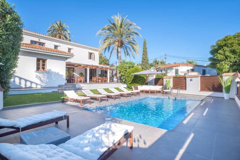 Scandinavian Design Villa - B&B Marbella