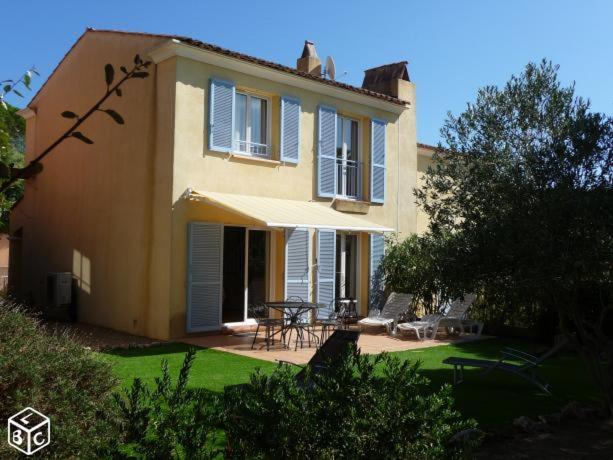 Villa domaine de la Pinède Golfe Saint Tropez - B&B Les Issambres