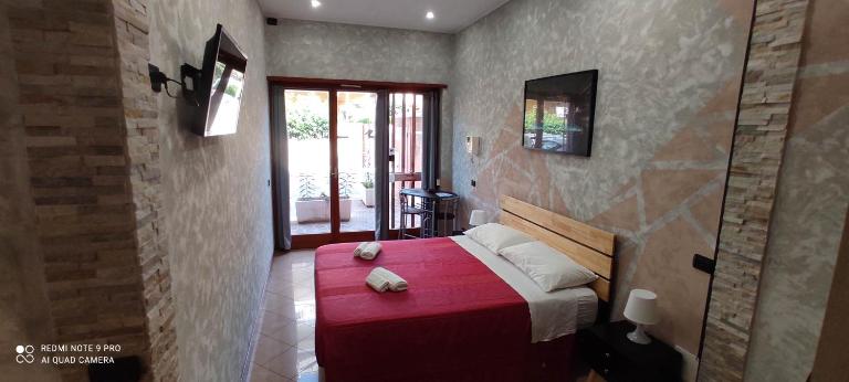 Top Apartments Roma 1 Metro A Free Parking - Ferienwohnung Rom