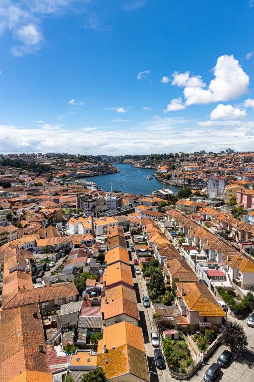 River 9 and City View Porto Gaia by MP - B&B Vila Nova de Gaia