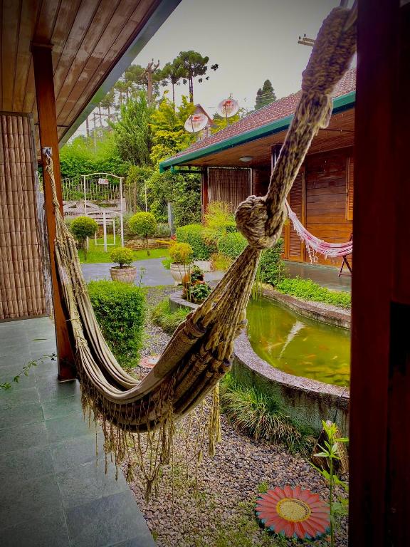 Pousada Recanto Ninho Verde Chalés - B&B Campos do Jordão