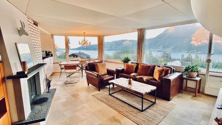Lakeview Little House - Ferienwohnung Krattigen