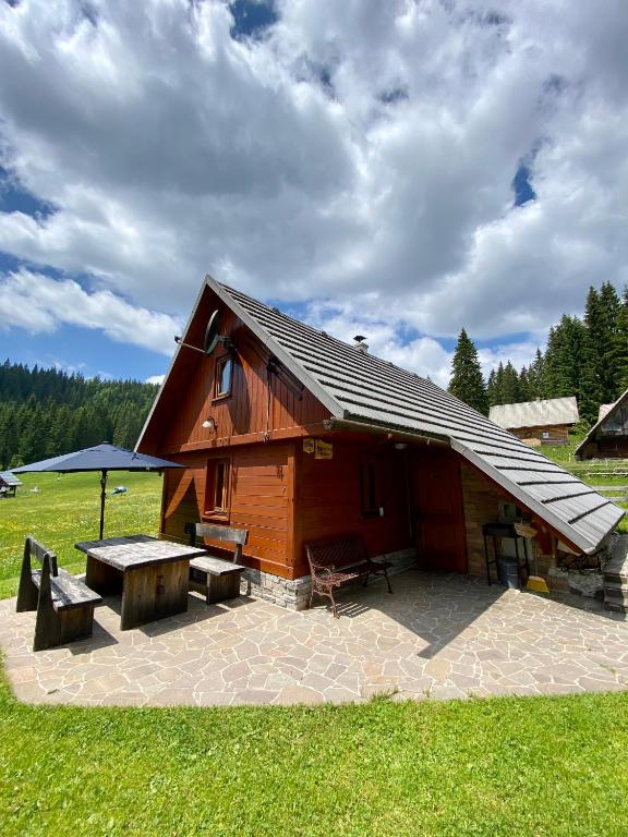 Cosy Chalet on Pokljuka - Brunarica Tinkara - B&B Zgornje Gorje