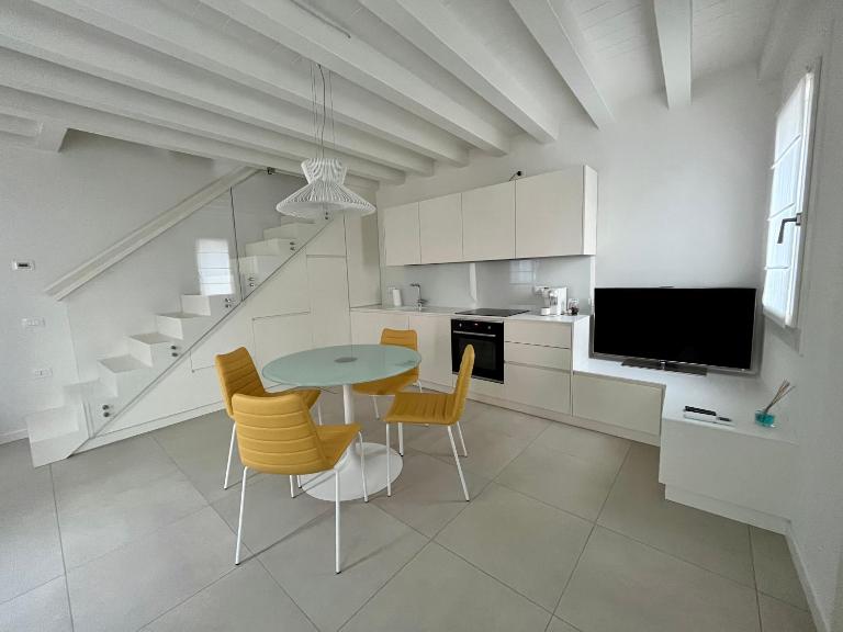 Alla Torre 735 - Stay Local Burano - B&B Burano