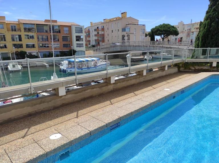 CONFORTABLE APPARTEMENT GRANDE TERRASSE PISCINE PARKING CLIM - Ferienwohnung Le Cap d'Agde