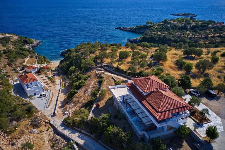 Mikro Nisi Studios & Apartments - Chambres d'hôtes Agios Nikolaos