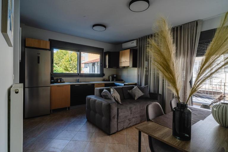 #K10 Chic 1 BR apartment in the centre of Volos - Chambres d'hôtes Volos