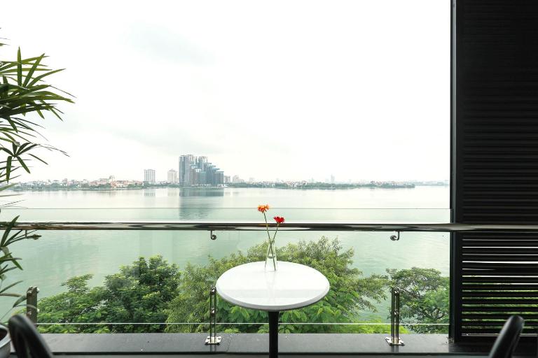 Sweet Home Apartment Lake view 147 Ve Ho street Westlake - B&B Hanói