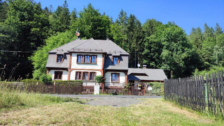 Apartmany Chribska - B&B Chřibská